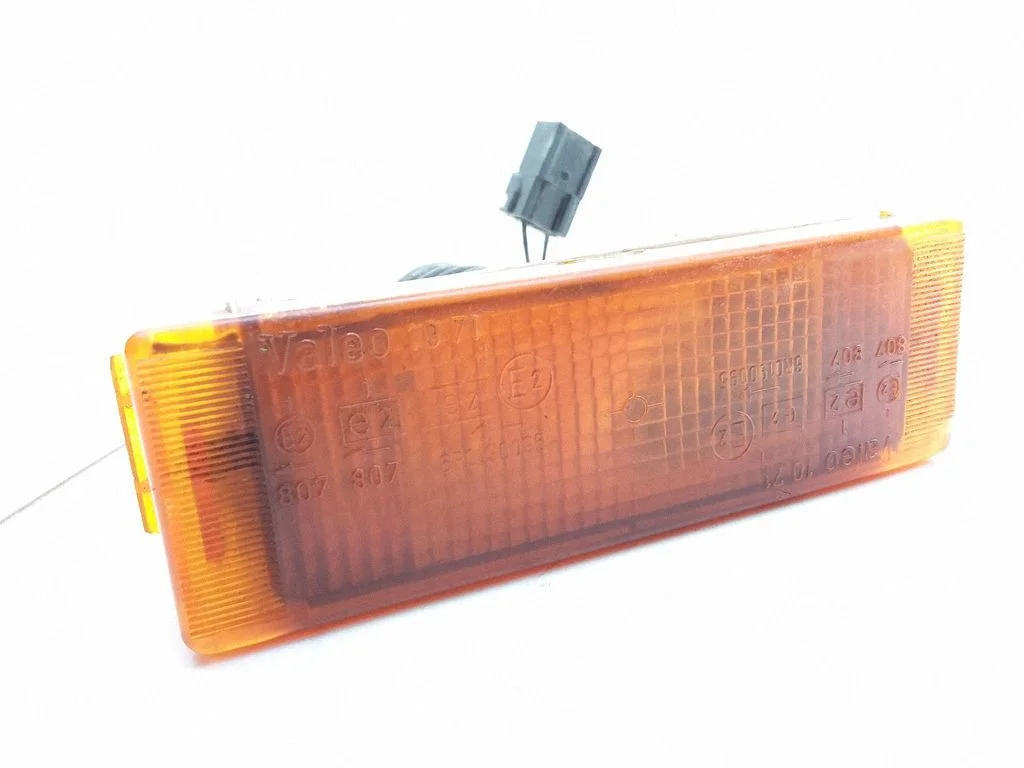 Front indicator light 6R0190095 – Renault Rapid (1985-2000)