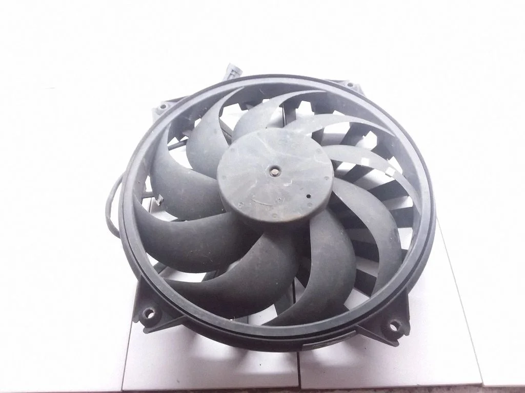 Electric radiator cooling fan 9635466180