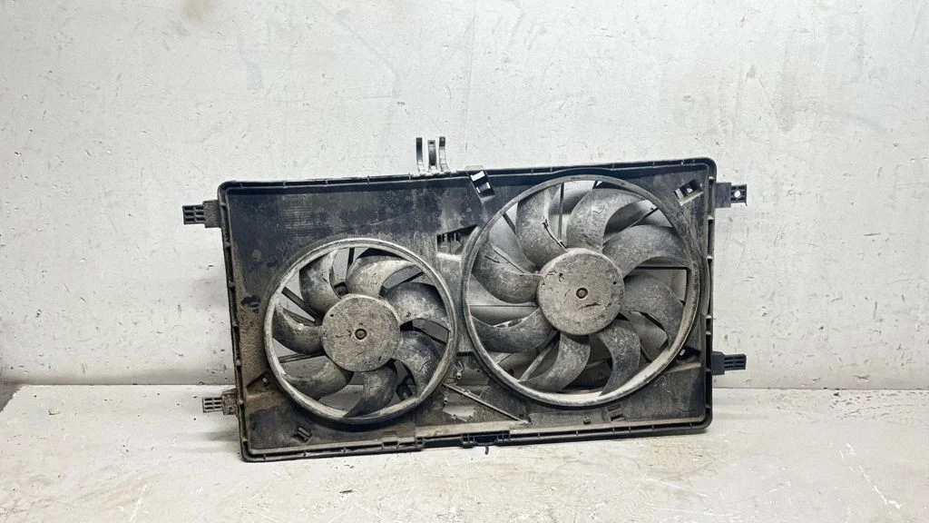 Elektriline radiaatori jahutusventilaator – Renault Master III (2010-2024)