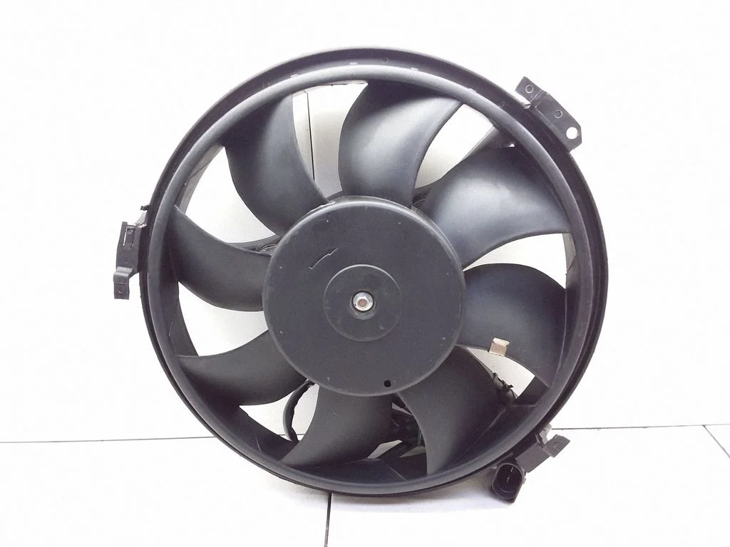 Elektriskais radiatora ventilators 1J0973852