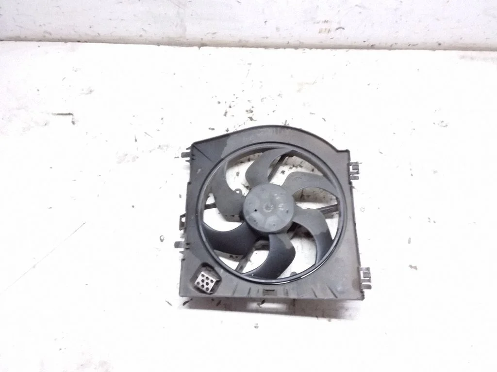 Elektriskais radiatora ventilators 1832017016