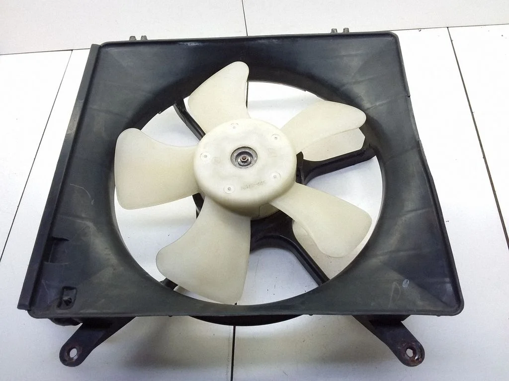 Electric radiator cooling fan