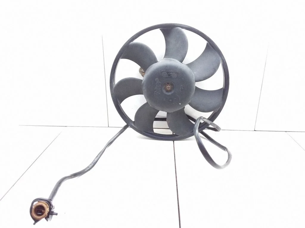 Electric radiator cooling fan