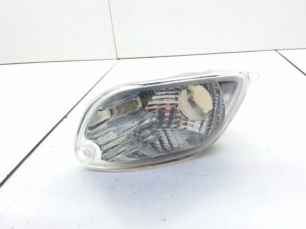 Front indicator light 084311605