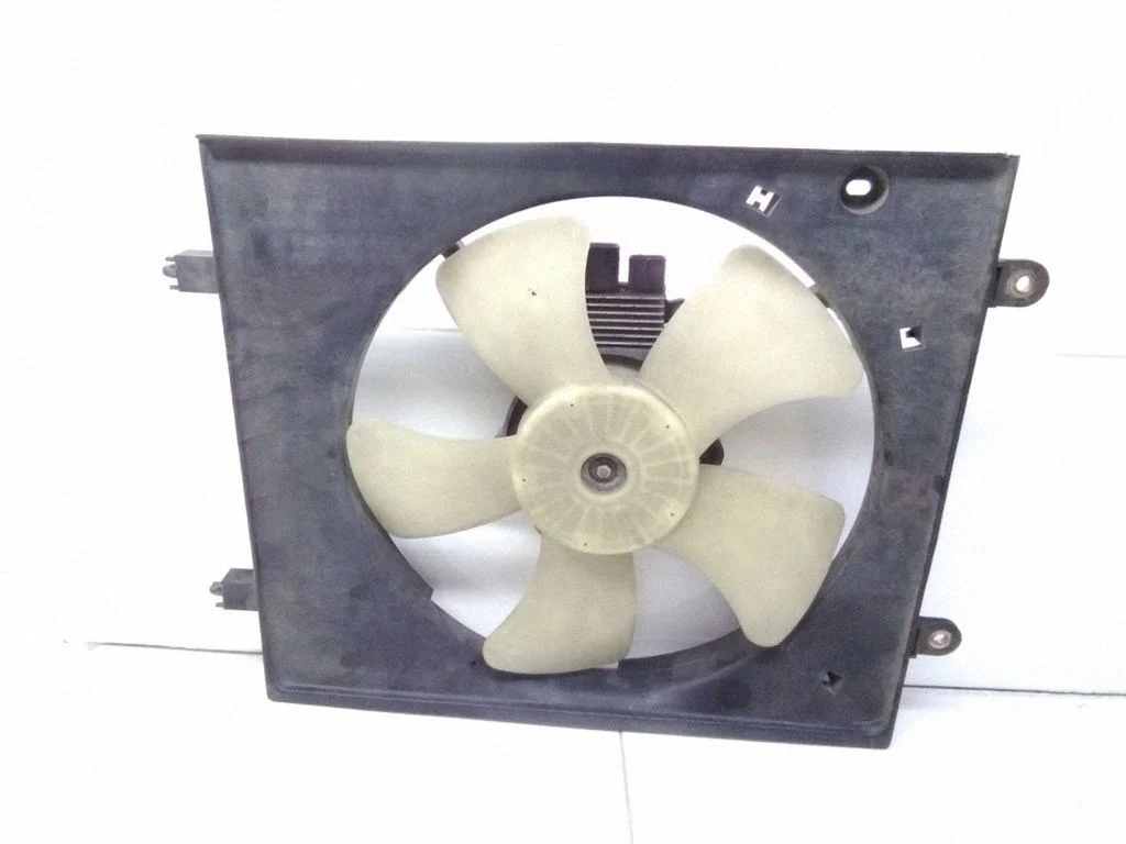 Elektriline radiaatori jahutusventilaator – Mitsubishi Pajero Sport I (1996-2008)