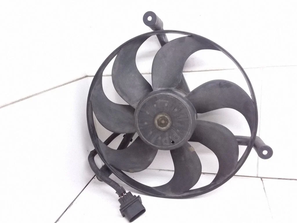 Elektriskais radiatora ventilators 881061409
