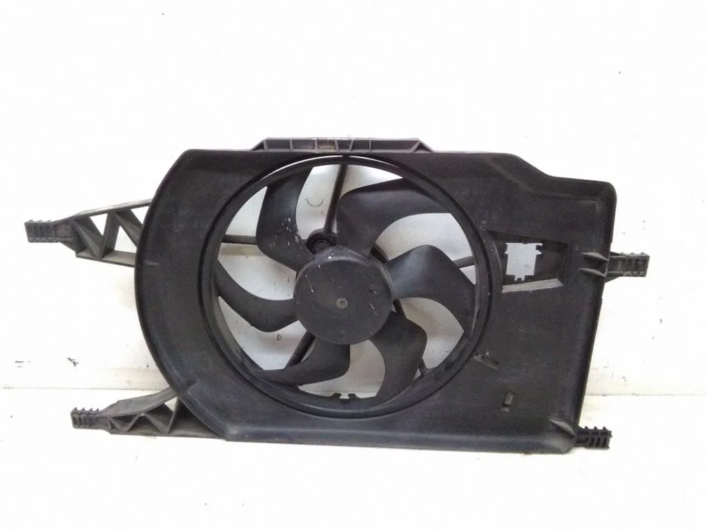Elektriskais radiatora ventilators 8200025635