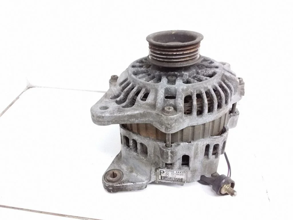 Generaator 23700AA430