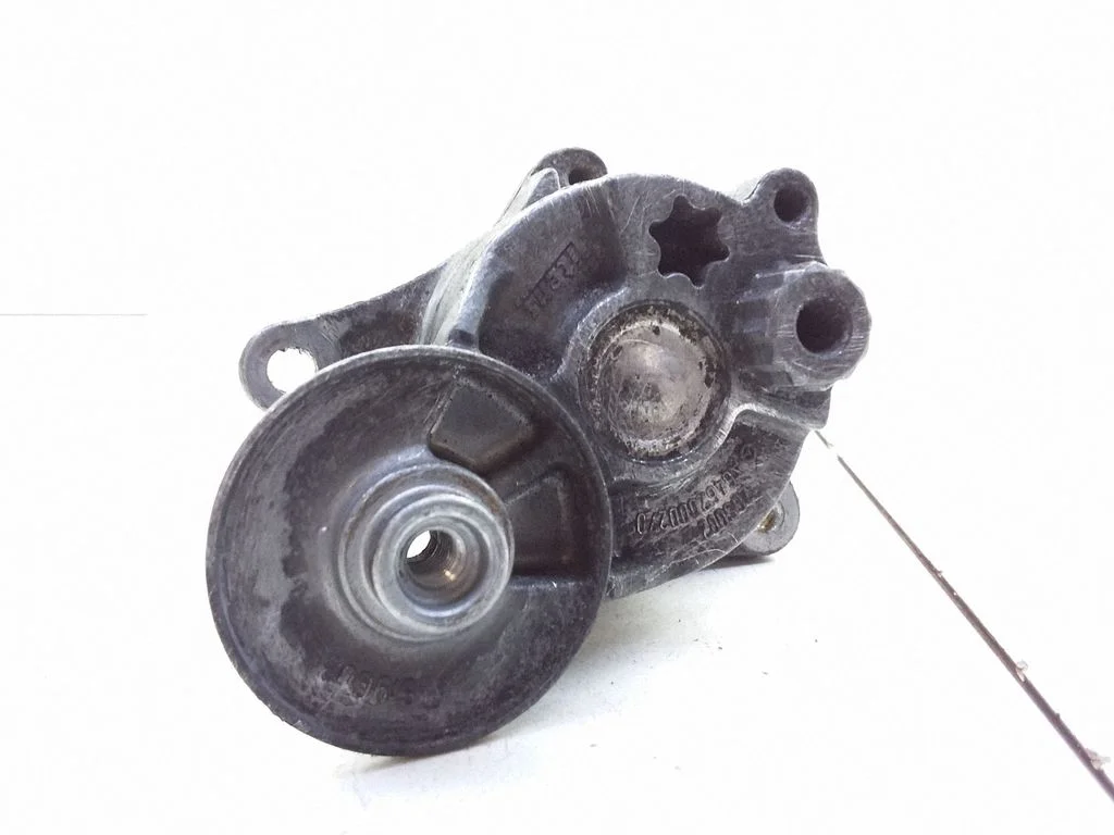 Generator/alternator belt tensioner – Mercedes-Benz C-Class W203 (2000-2007)