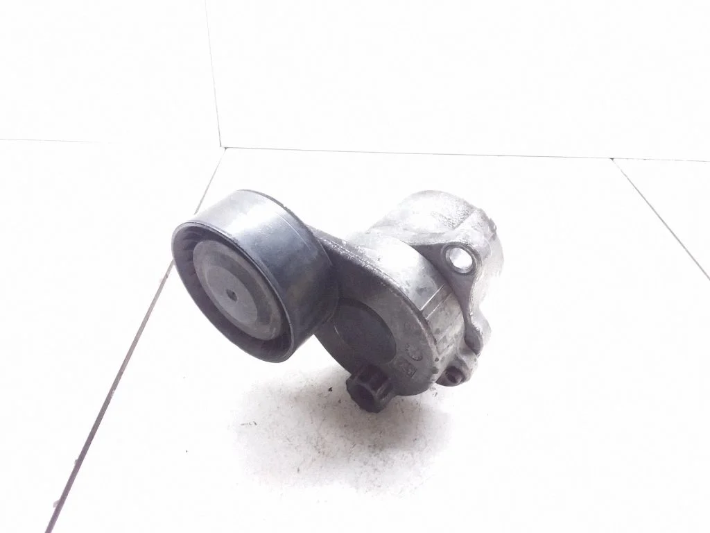 Generator/alternator belt tensioner – Mercedes-Benz Sprinter W906 (2006-2018)