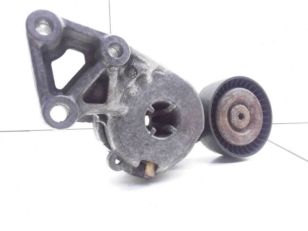 Generator/alternator belt tensioner – Audi A3 S3 8L (1996-2003)