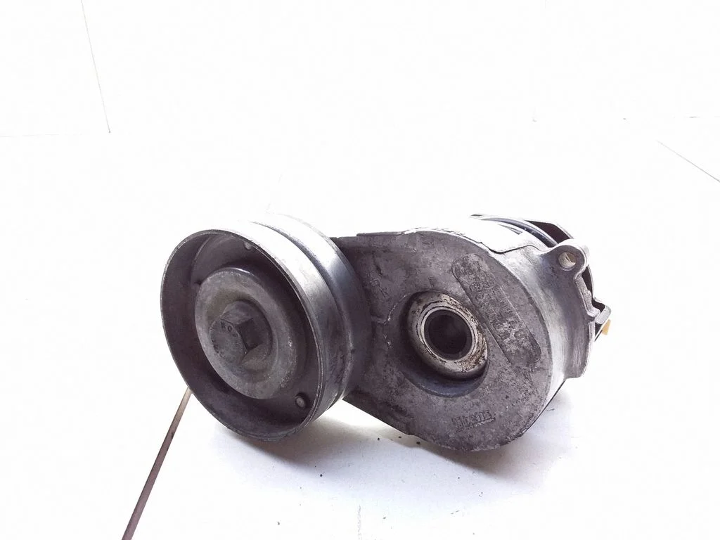 Generator/alternator belt tensioner – Opel Meriva A (2003-2010)