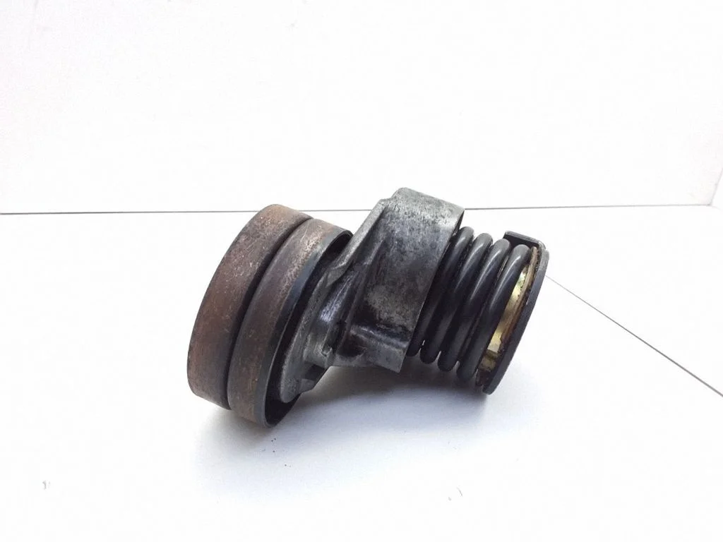 Generator/alternator belt tensioner – Opel Meriva A (2003-2010)