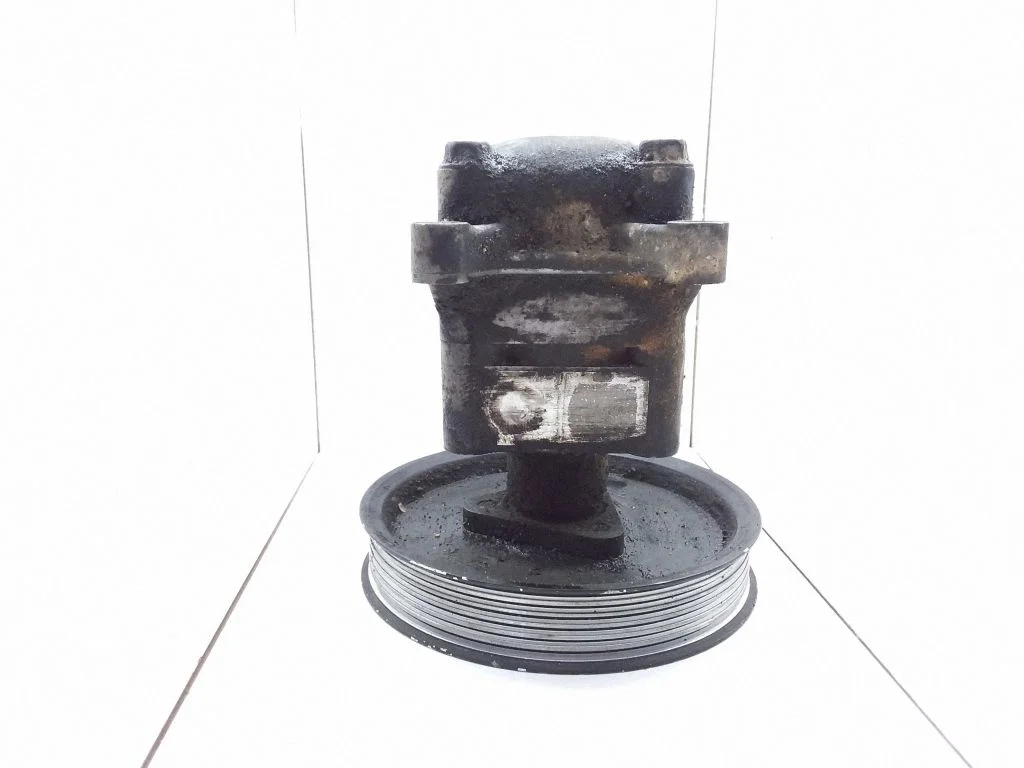 Roolivõimendi pump 11127A6