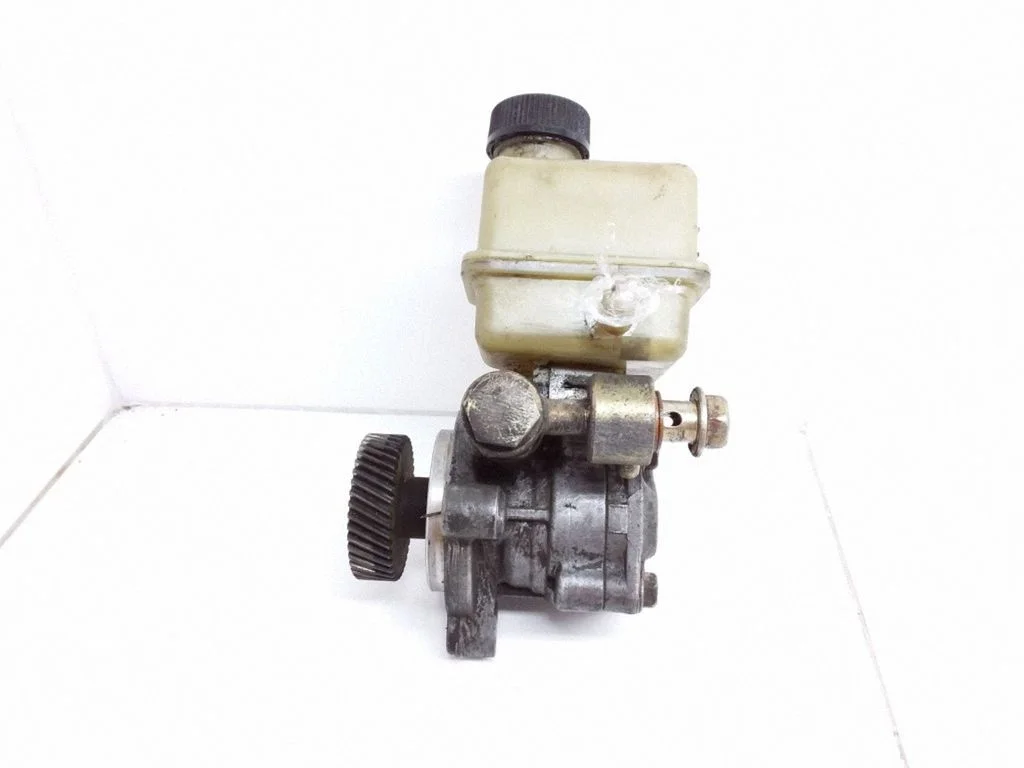 Roolivõimendi pump 2723167E – Mazda MPV II LW (1999-2007)