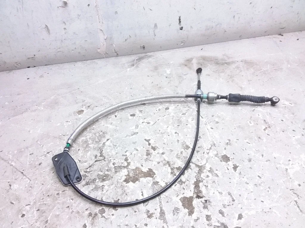 Pārnesumu pārslēgšanas trose – Nissan Navara D23 (2015-)