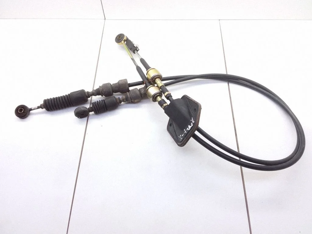 Gear shift cable linkage – Nissan X-Trail T30 (2001-2007)