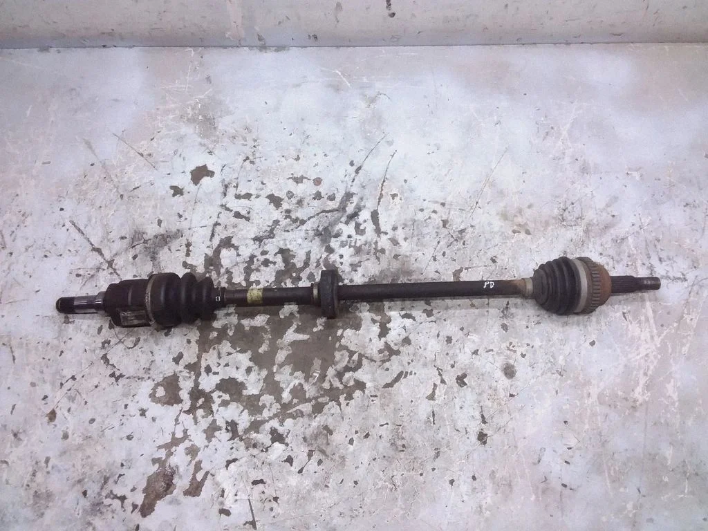 Front driveshaft 04668420AB