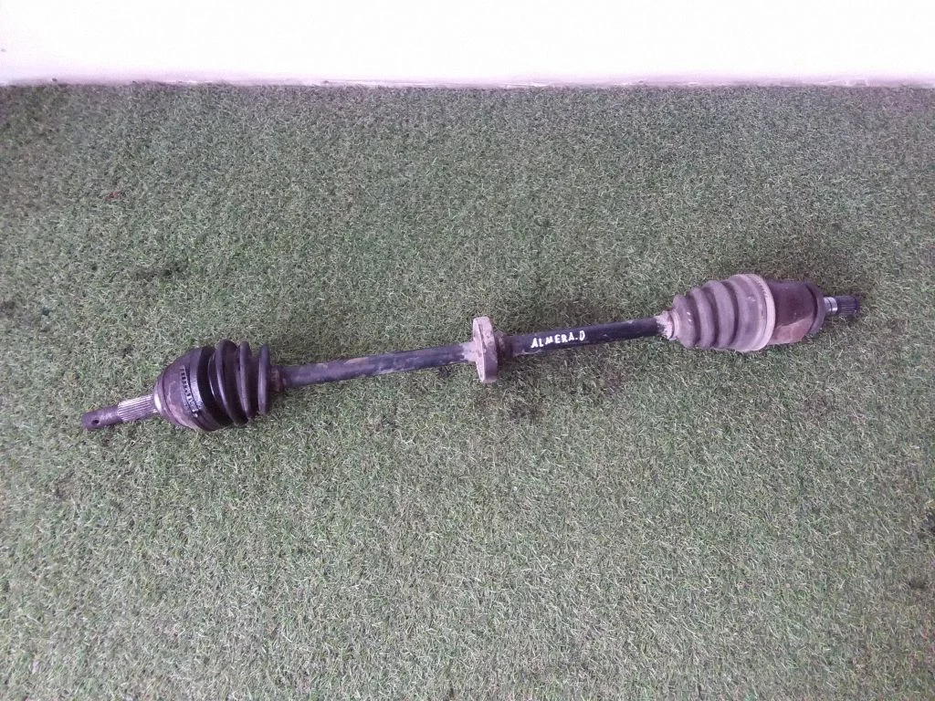 Front driveshaft – right