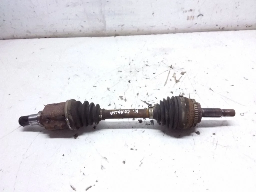 Front driveshaft – Toyota Matrix (E130) (2001-2008)