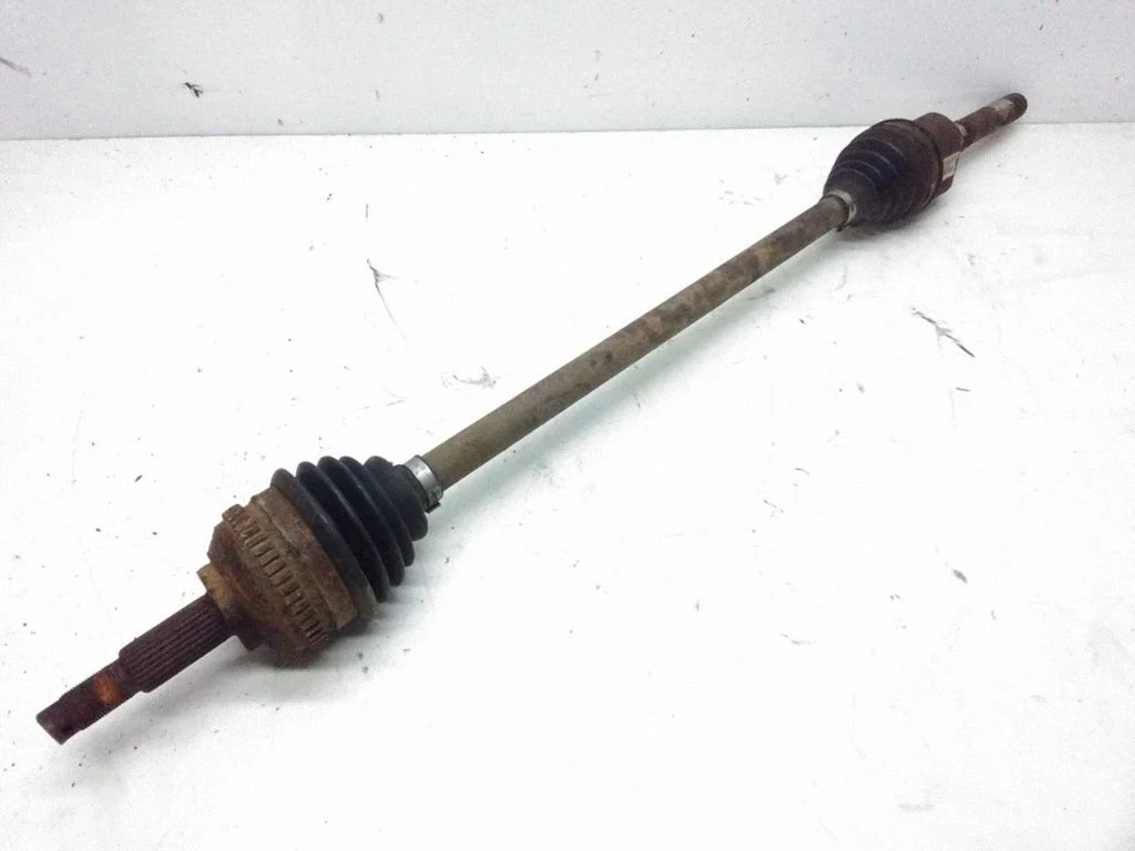 Front driveshaft P04641884ABA