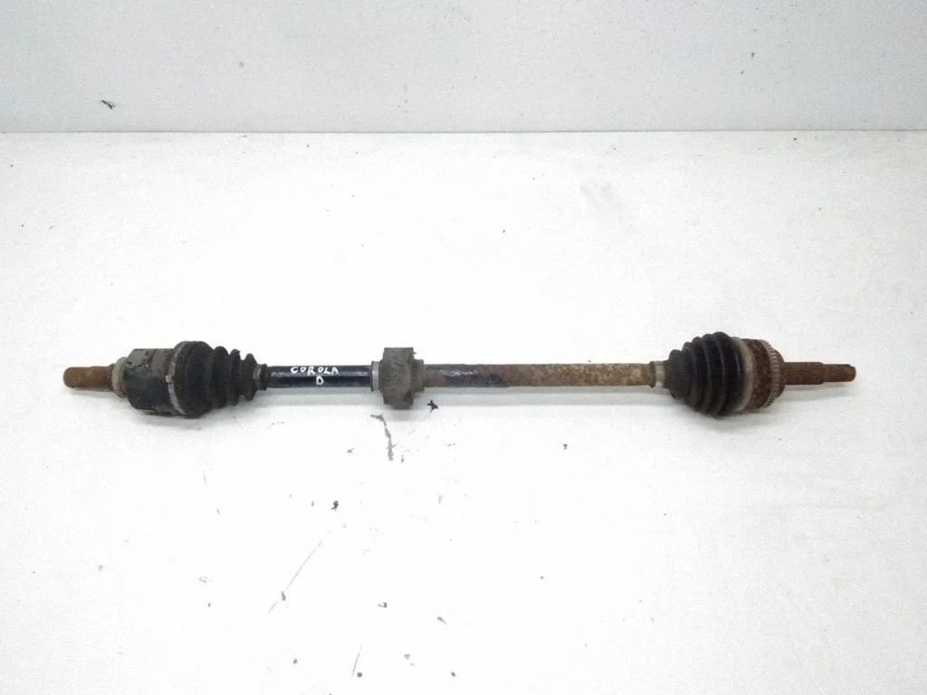 Front driveshaft – Toyota Matrix (E130) (2001-2008)