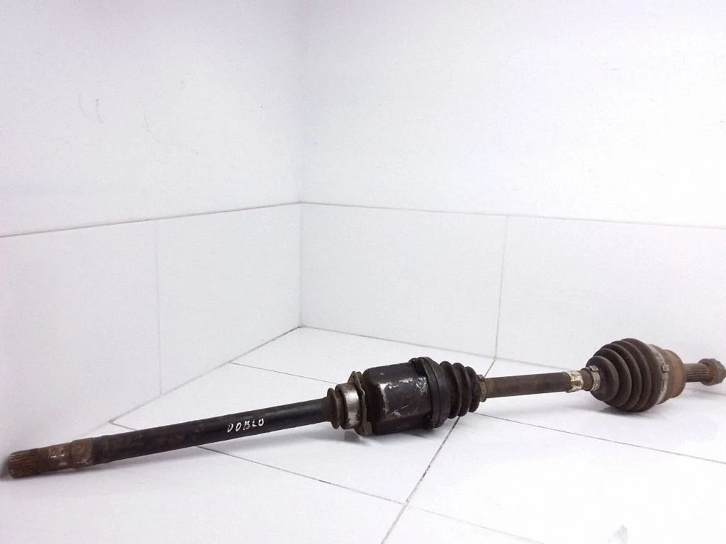 Front driveshaft – right