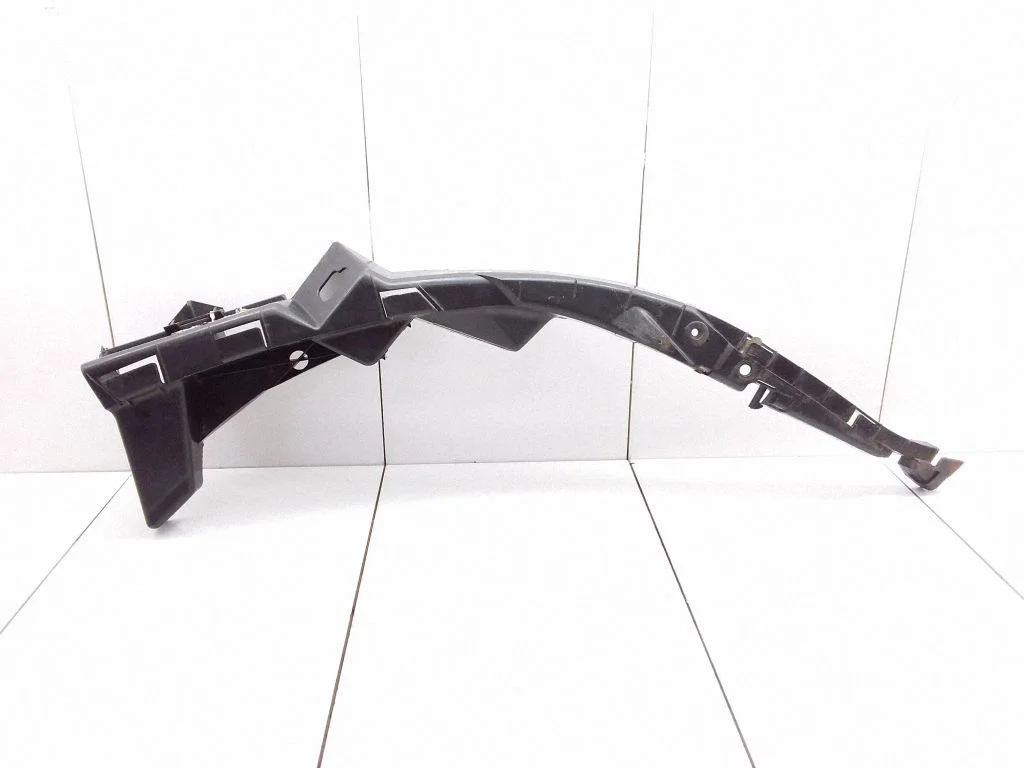 Esistange kinnitusklamber – Volkswagen Passat B5 (1997-2000)