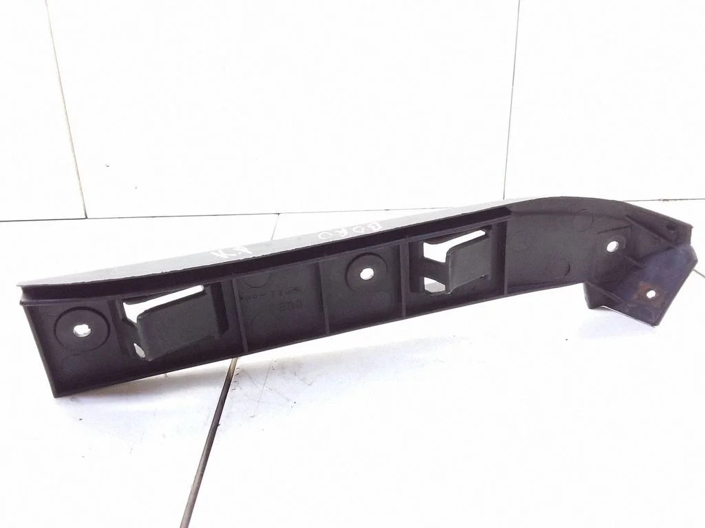 Esistange kinnitusklamber – Volkswagen Bora (1998-2005)