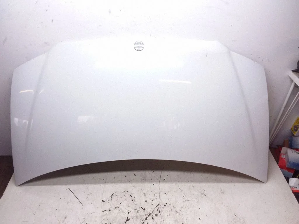 Engine bonnet/hood – Chrysler Grand Voyager III (1995-2000)