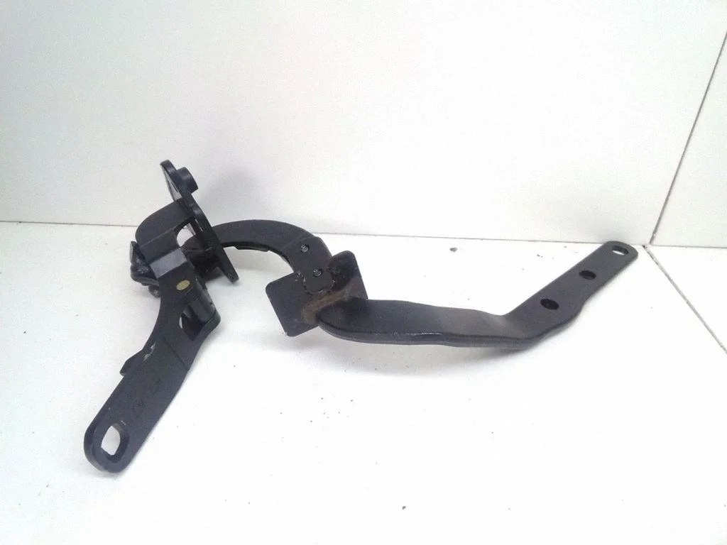 Tailgate/trunk/boot hinge – Volvo V70 (2005-2008)