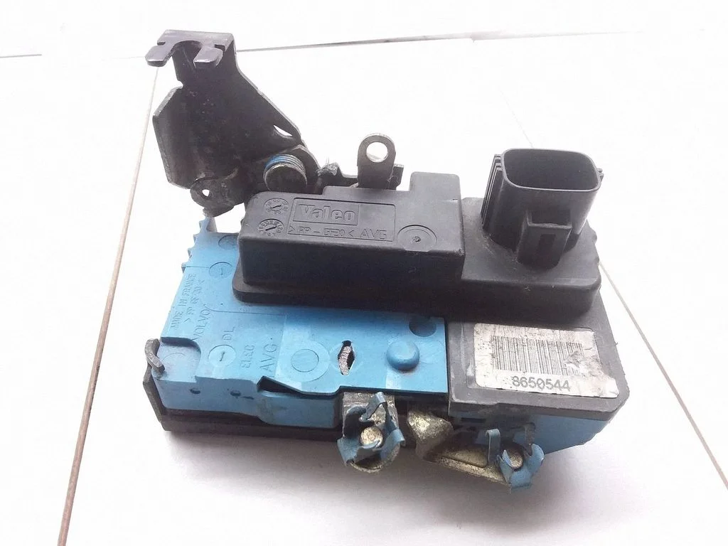 Zamek drzwi przednich – Volvo S80 (1999-2003)