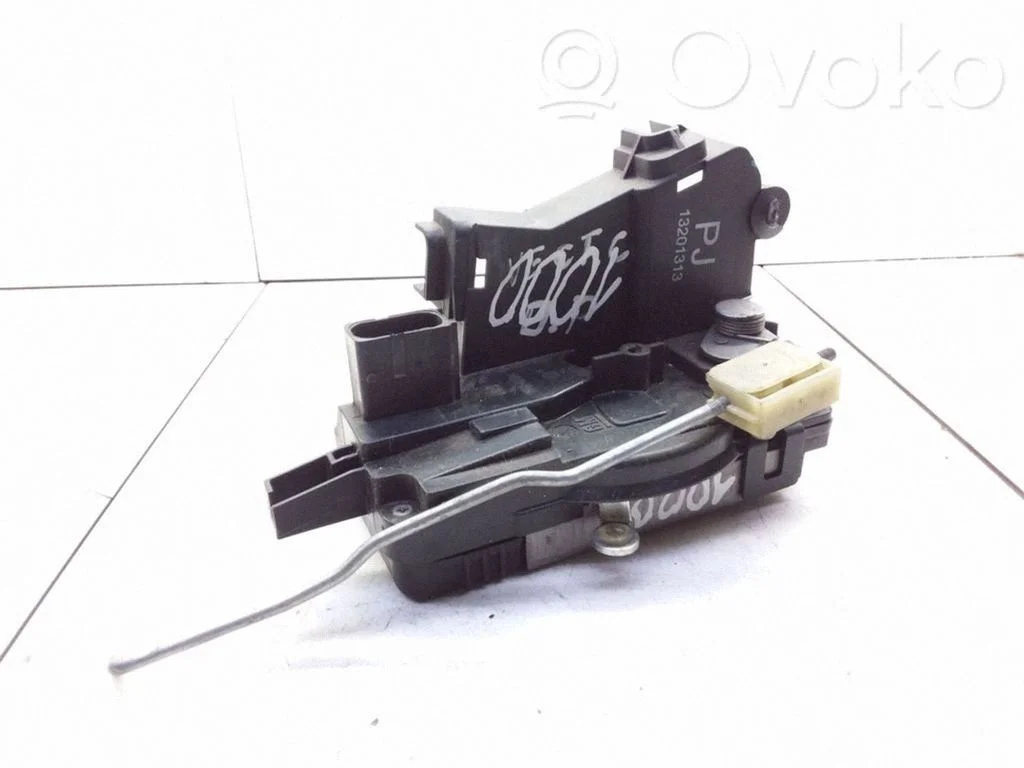 Front door lock – Opel Vectra C (2002-2005)