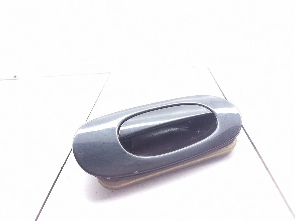 Esiukse lukk R30188