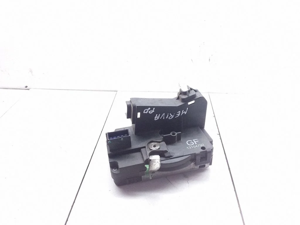 Esiukse lukk – Opel Meriva A (2003-2010)