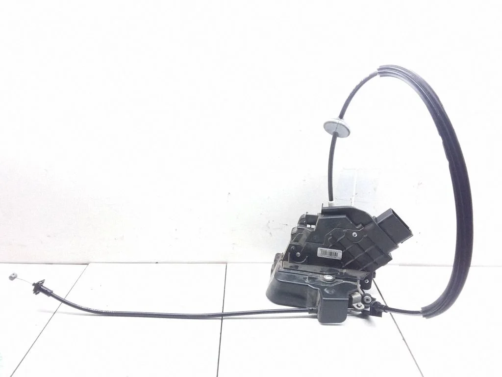 Esiukse lukk – Ford Focus C-MAX (2003-2010)