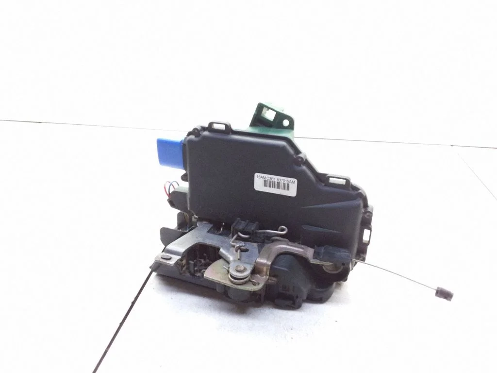 Front door lock C3B1837015AM