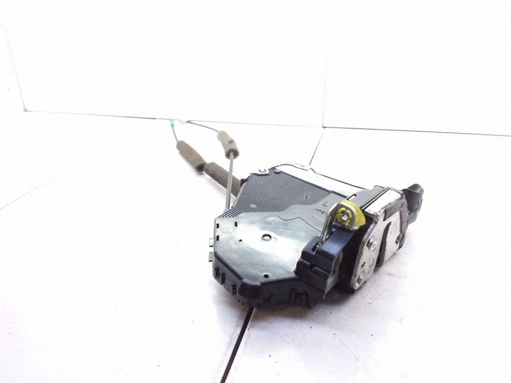 Front door lock 6D1502