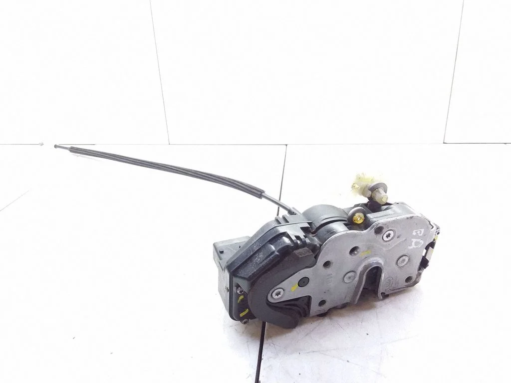 Front door lock 3023880