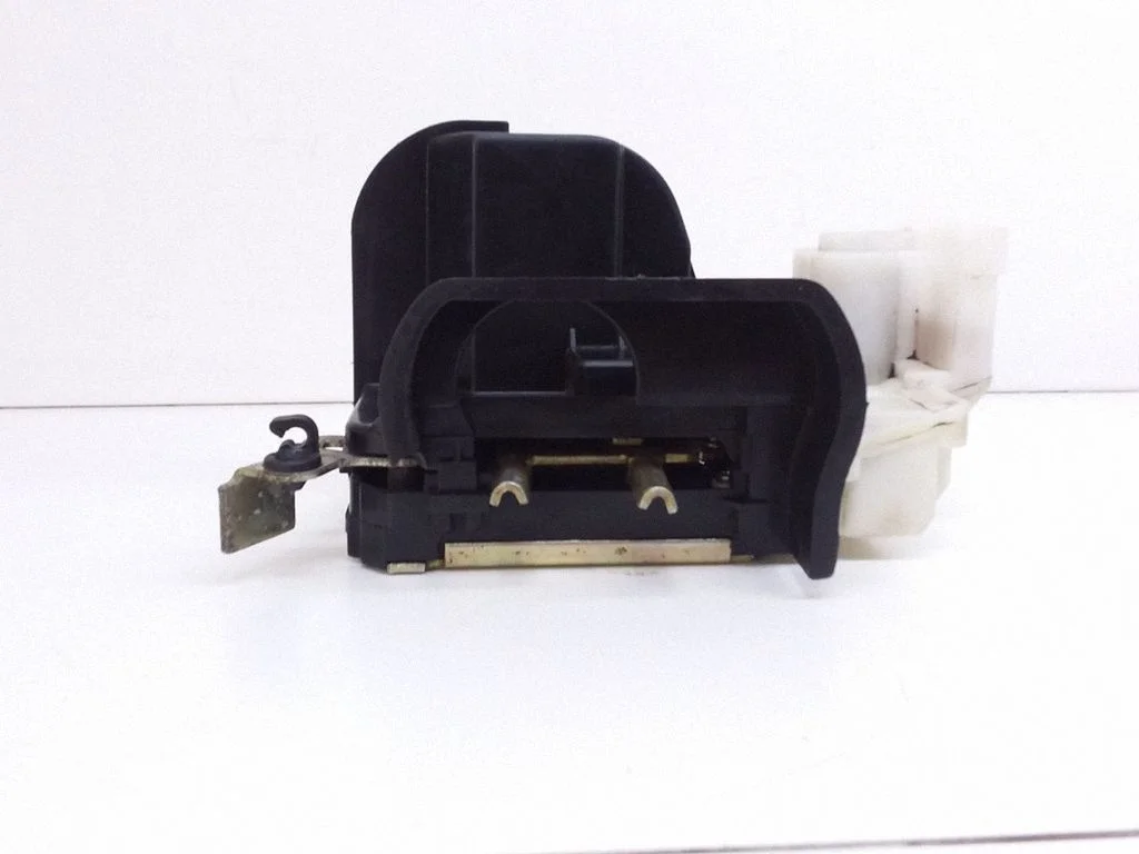 Front door lock B792