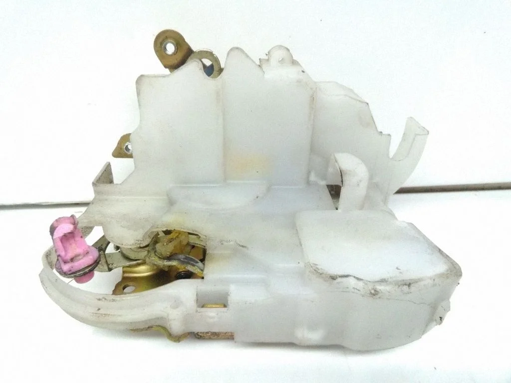 Front door lock – left