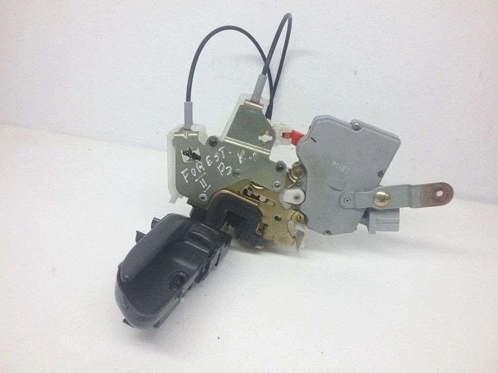 Front door lock – front left