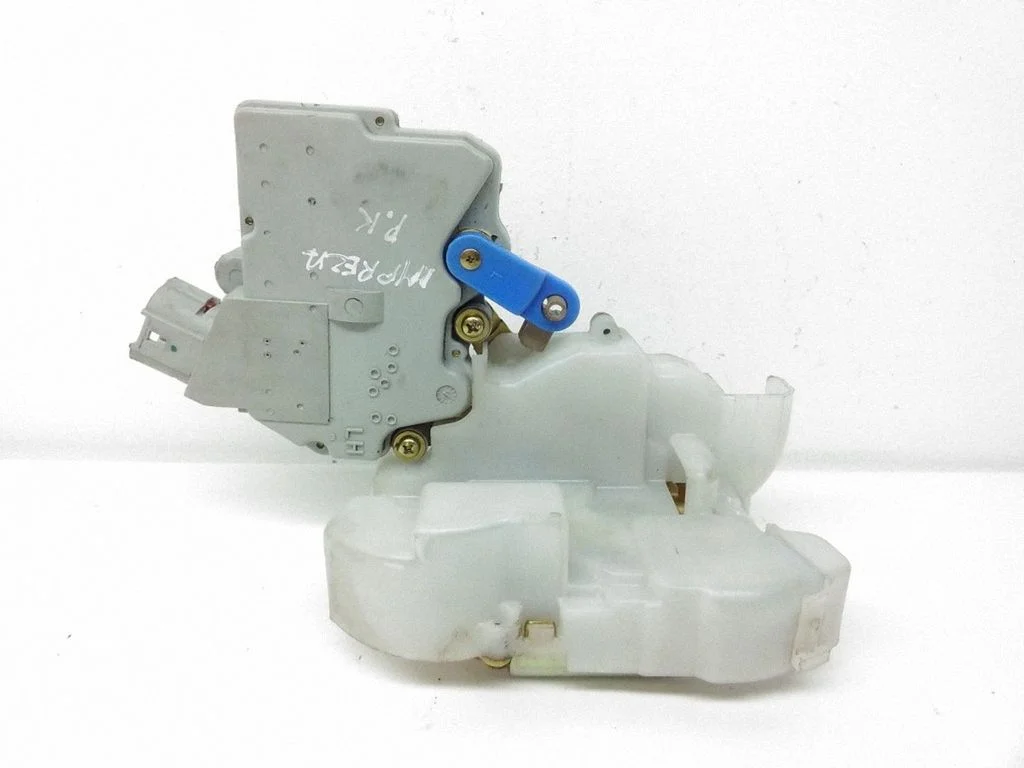 Front door lock – left