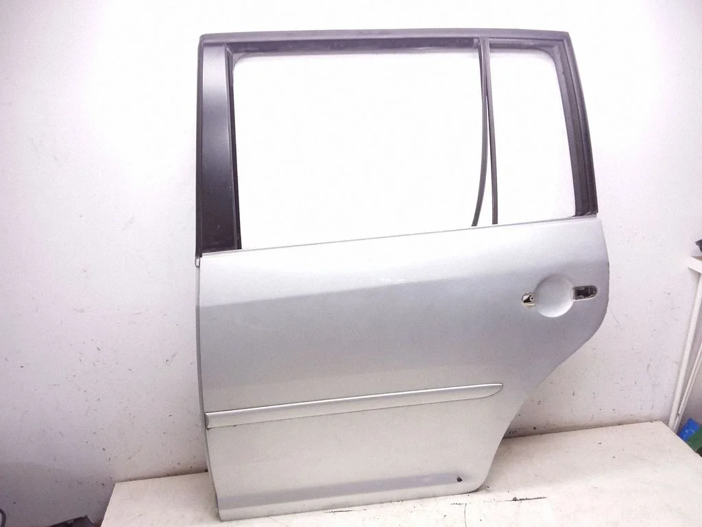 Rear door – left