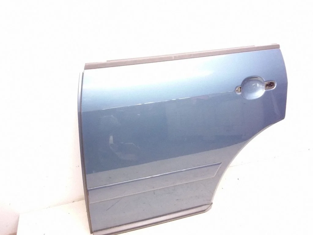 Rear door – left