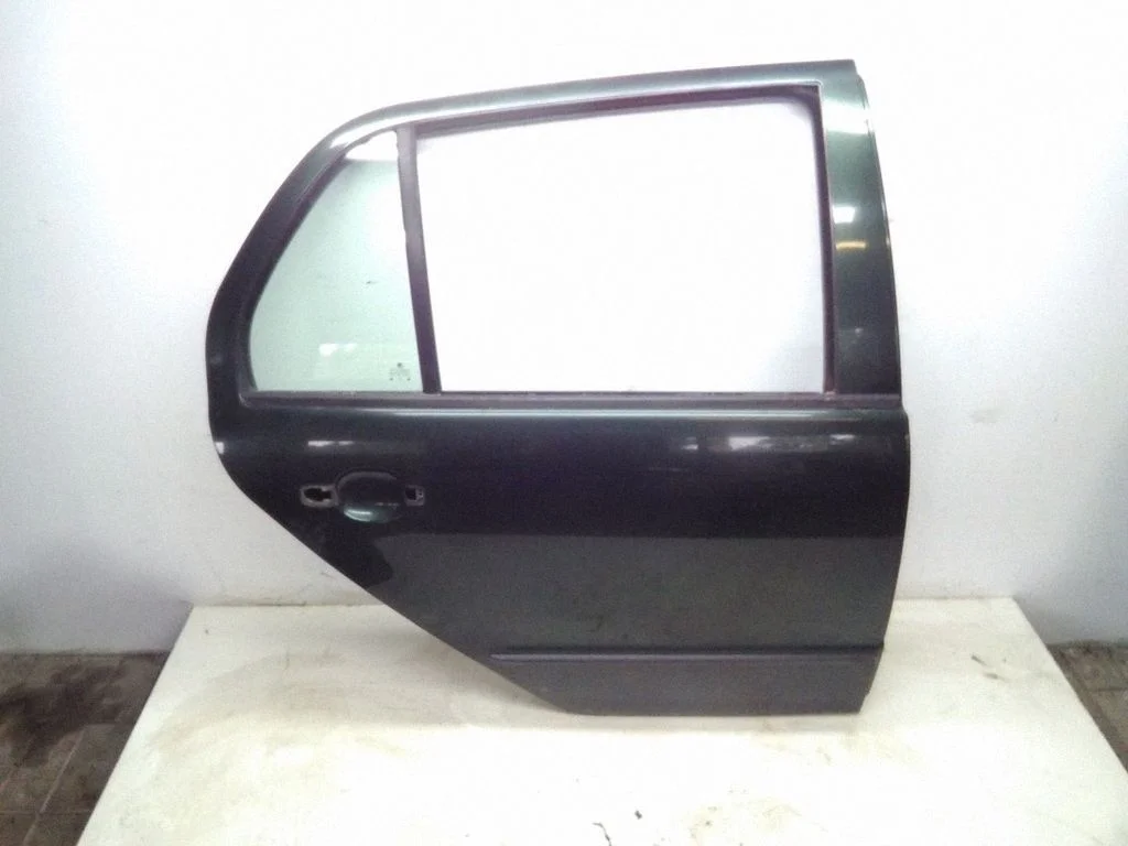 Rear door