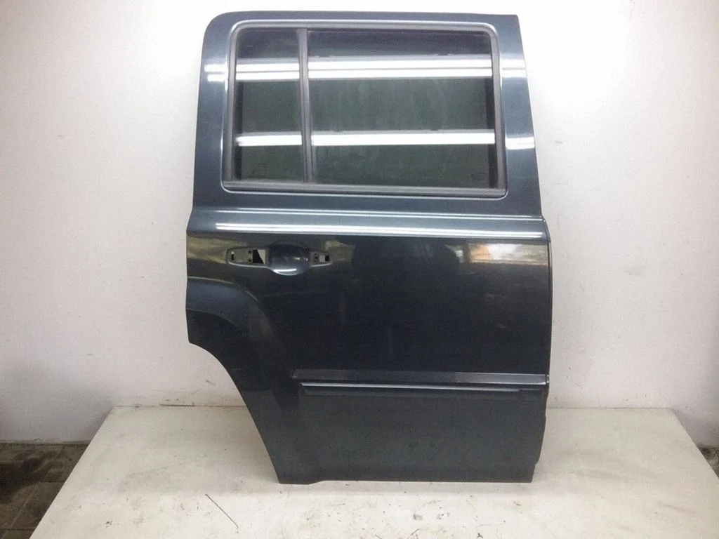 Rear door