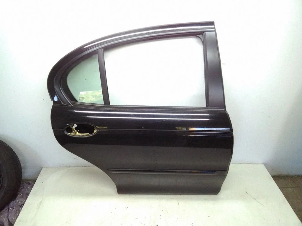 Rear door