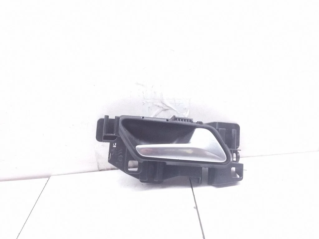Tagaukse sisemine käepide 98201552VV