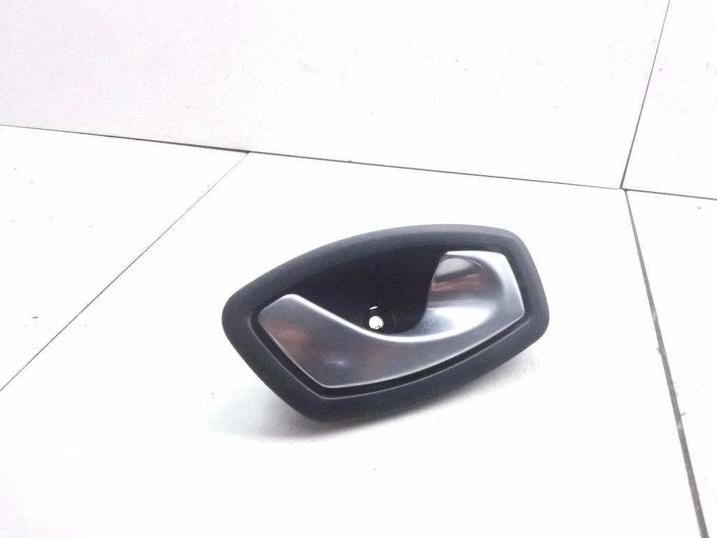 Rear door interior handle – Renault Laguna III (2007-2015)